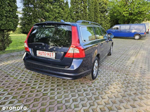 Volvo V70 D3 Dynamic Momentum - 11