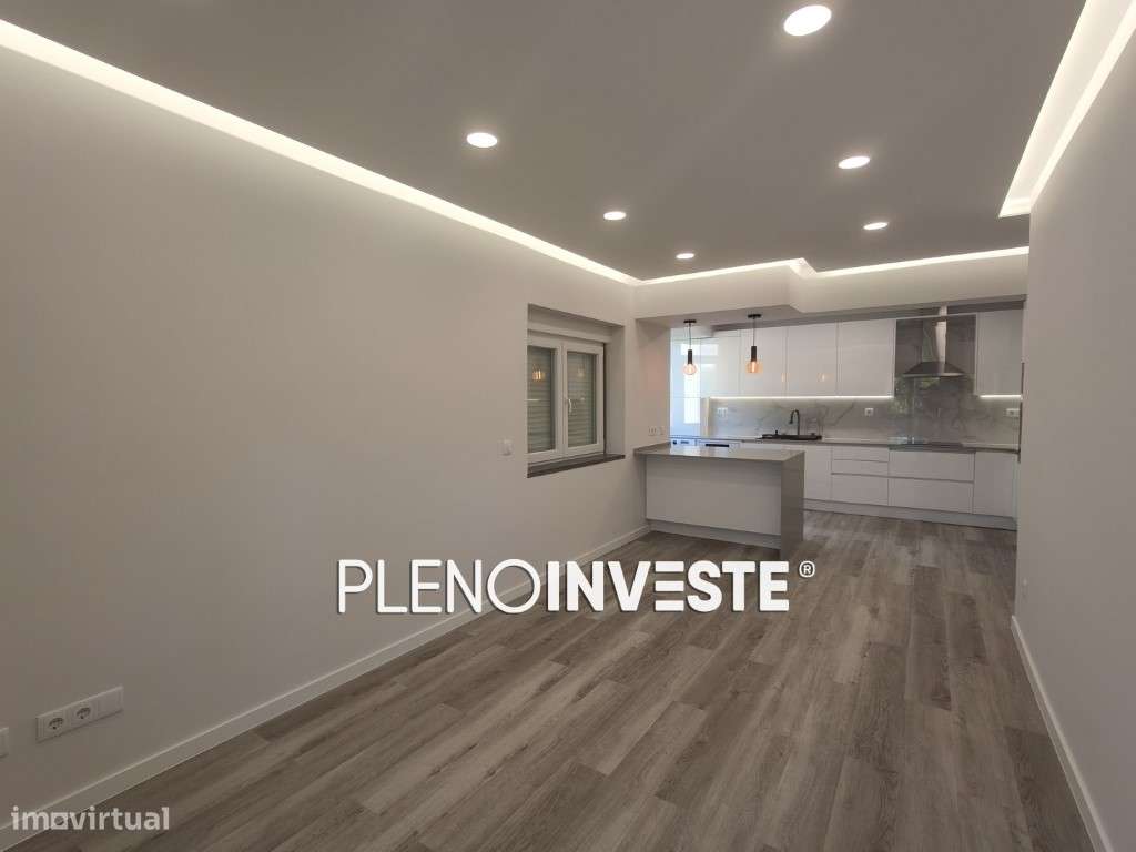 T2 totalmente remodelado em Corroios-14