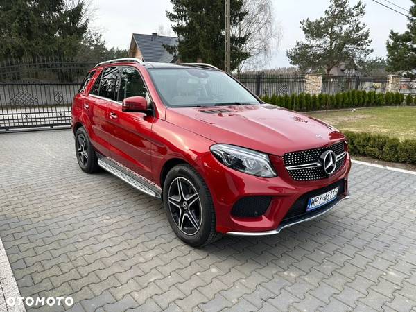 Mercedes-Benz GLE - 1