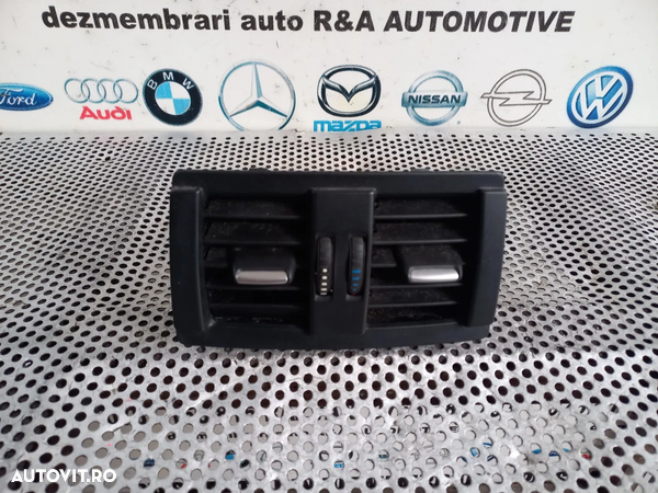 Grile Grila Ventilatie Spate Bmw Seria 3 F30 F31 Dezmembrez Motor N47D20D  - Dezmembrari Arad - 6