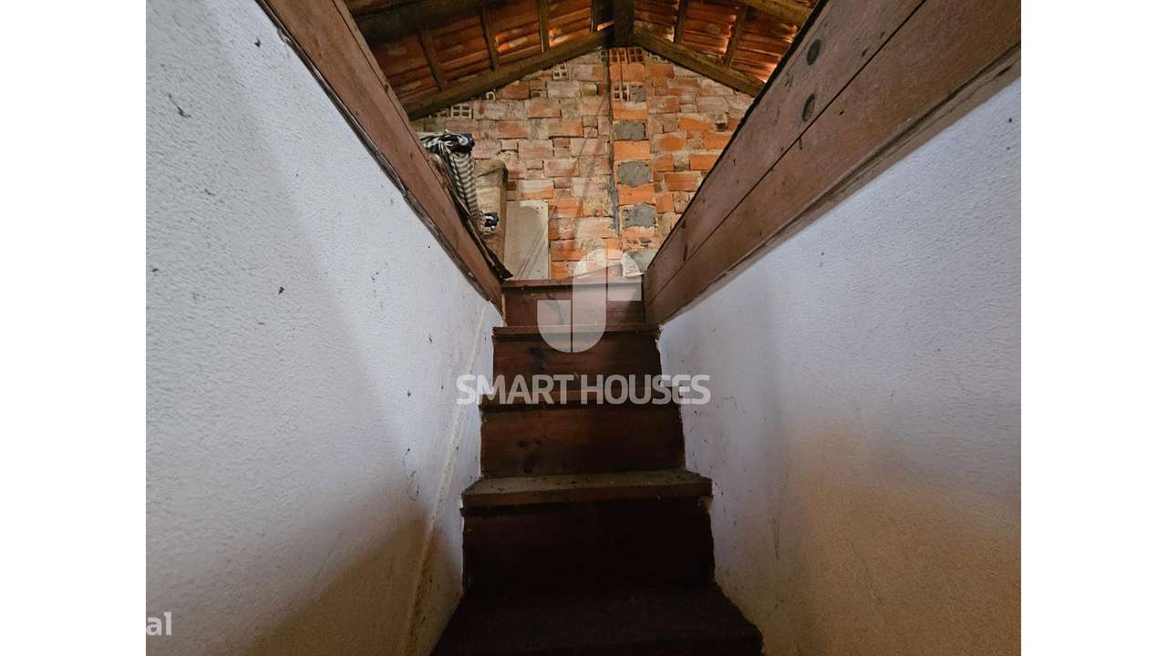 Prédio T3 + Loja no centro Arganil-19