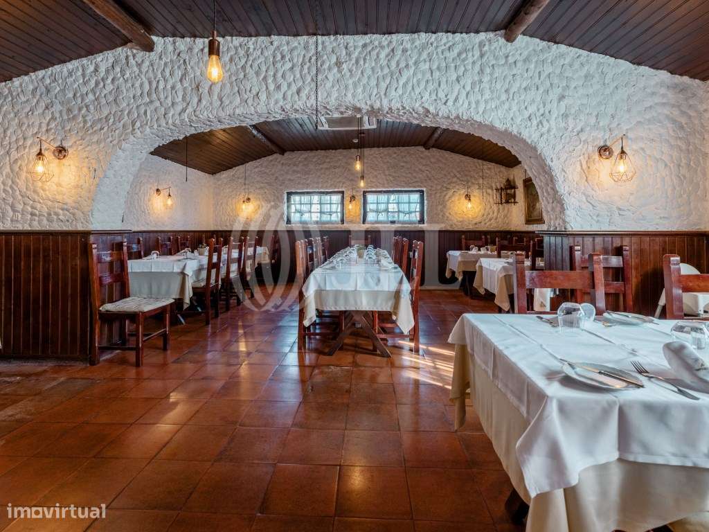 Restaurante no Cabo do Roca, na Azoia, Colares - Grande imagem: 3/19