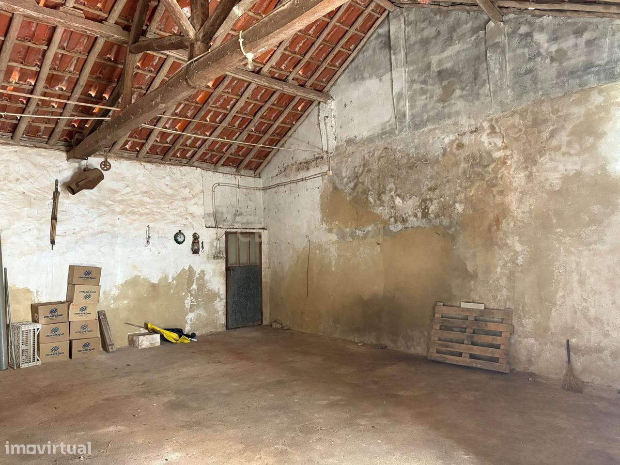 Adega com 133m² para habitação - Grande imagem: 4/8