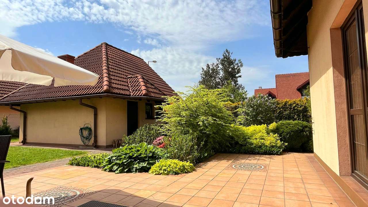 Ustroń- uroczy dom w spokojnej dzielnicy z malowniczymi widokami w tle - Pełny obrazek: 4/17