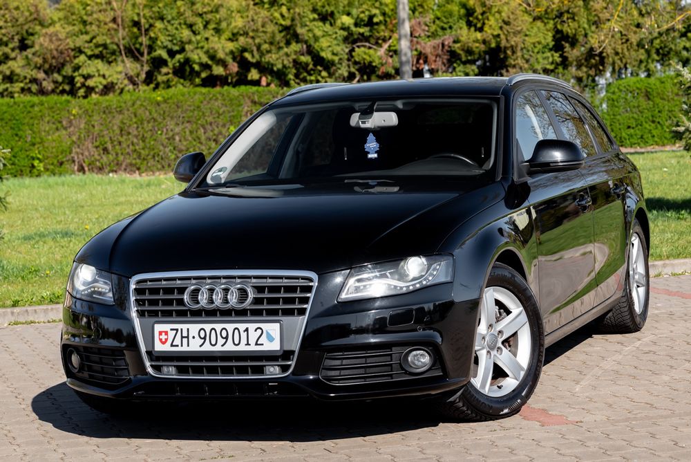 Audi A4 B8 2.0 TFSI Attraction 2010