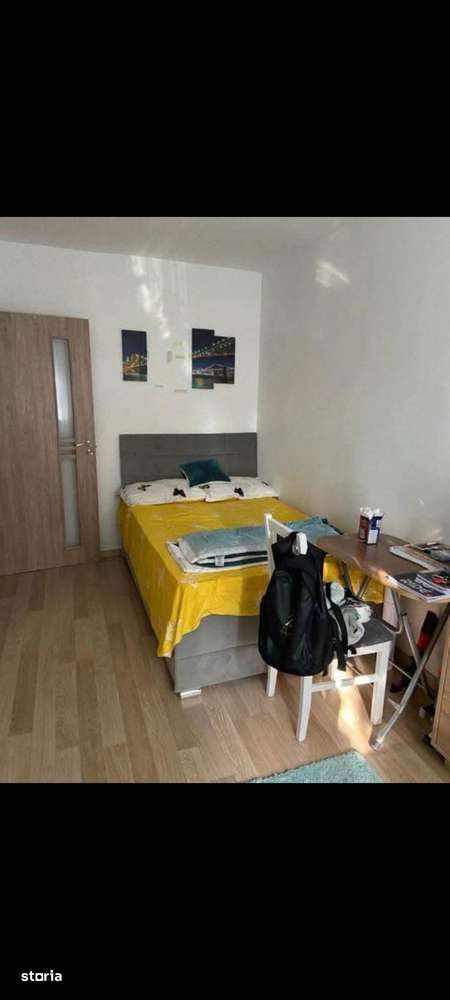 Apartament 3 camere, Craiovița Nouă, renovat,  centrală termică-1