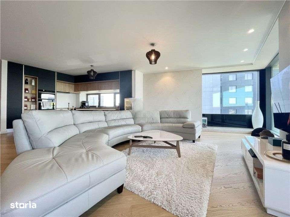 Vanzare 3 Camere Aviatiei Tower Super View Loc de Parcare-0