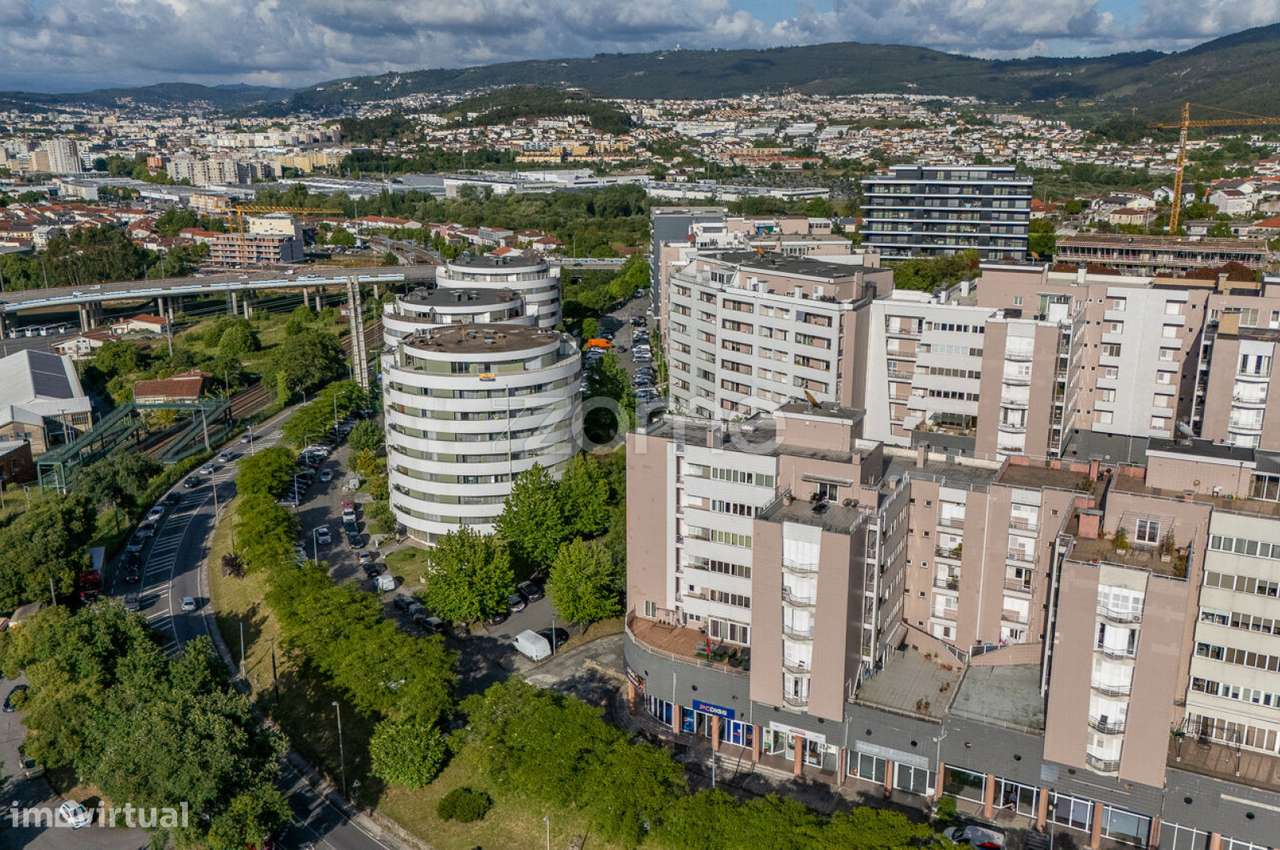 Apartamento T3 em Ferreiros, Braga-44