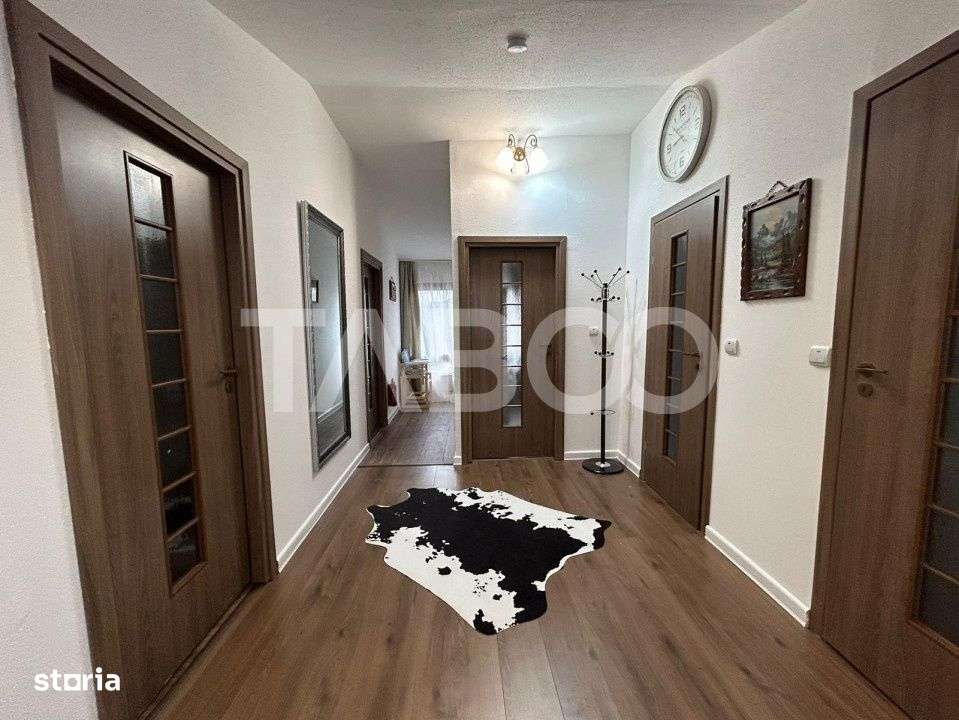 Comision 0% Pensiune 7 camere 3 stele in regim hotelier Sura Mare - Imagine principală: 4/19