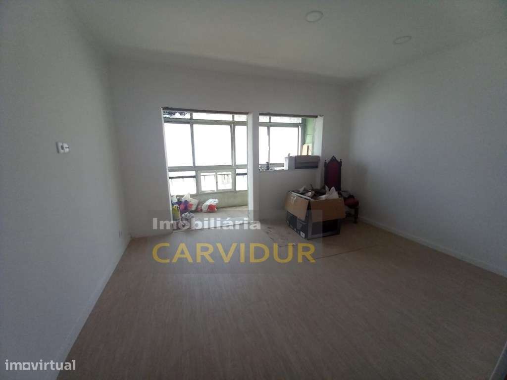 T2+1 Alto do Seixalinho/Barreiro 96m2 totalmente Remodelado - Grande imagem: 4/16