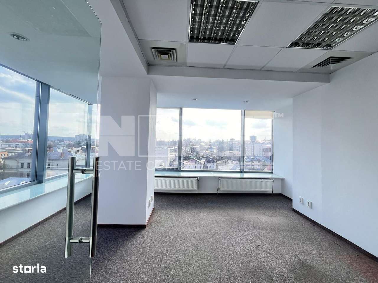 Spatiu Birouri 240 Mp I Suceava/Centru  I 14 Euro/Mp - Imagine principală: 4/19