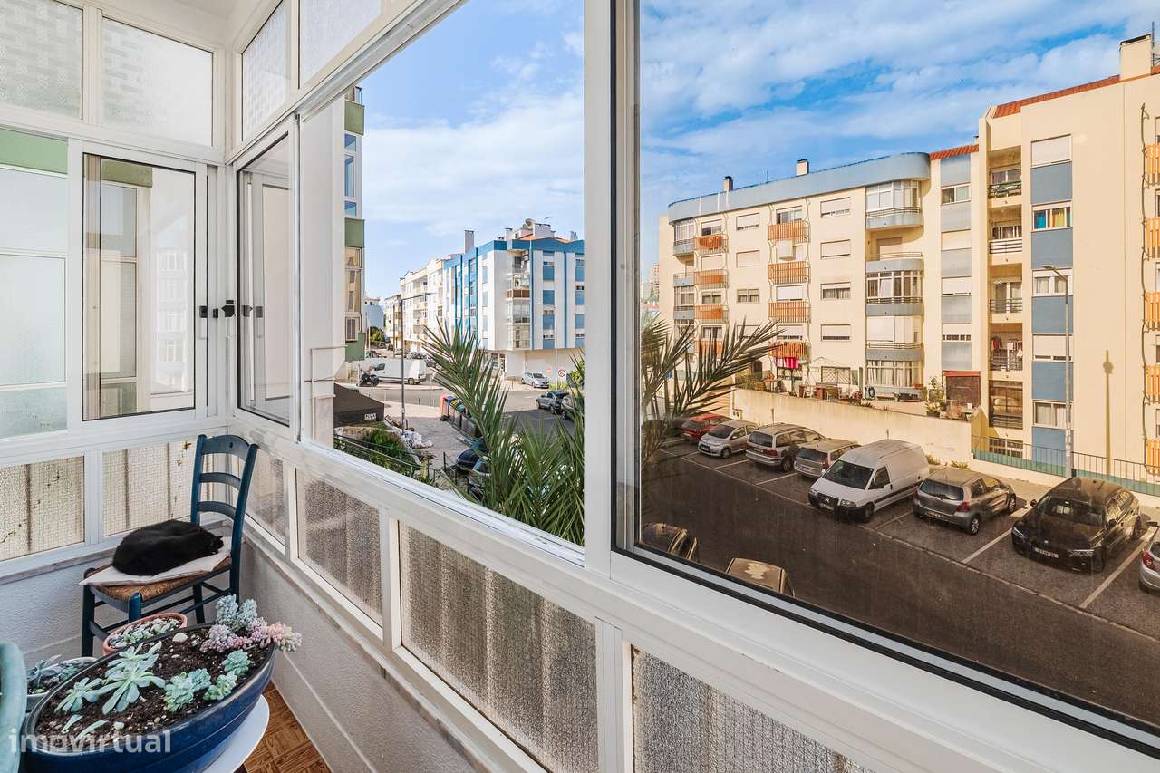 Apartamento T2 localizado nas Mercês-21