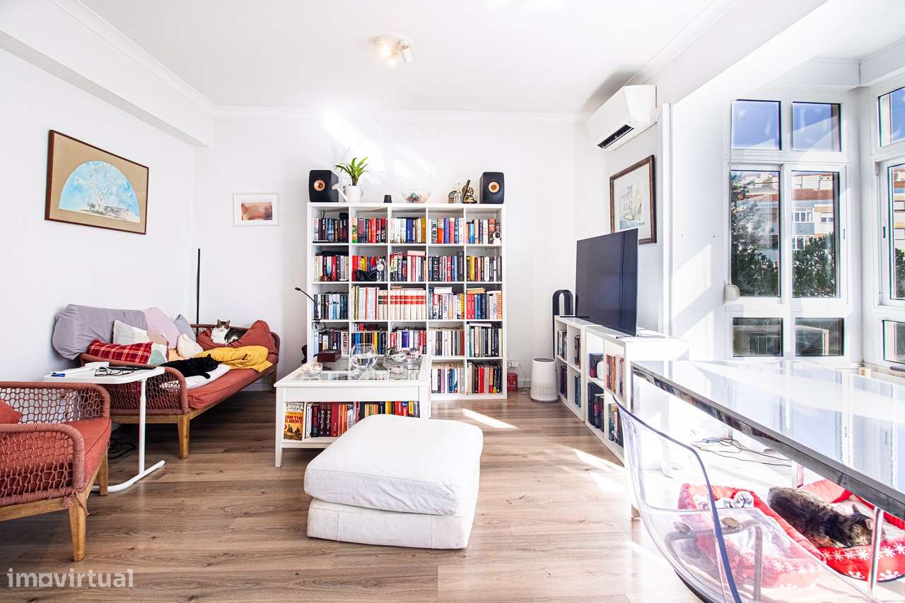 Apartamento T4 remodelado em Carnaxide - Grande imagem: 4/28