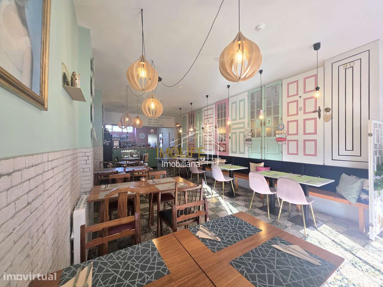 Negócio de restauração  - Restaurante " O Amor Vive na Cozinha" - B...-8