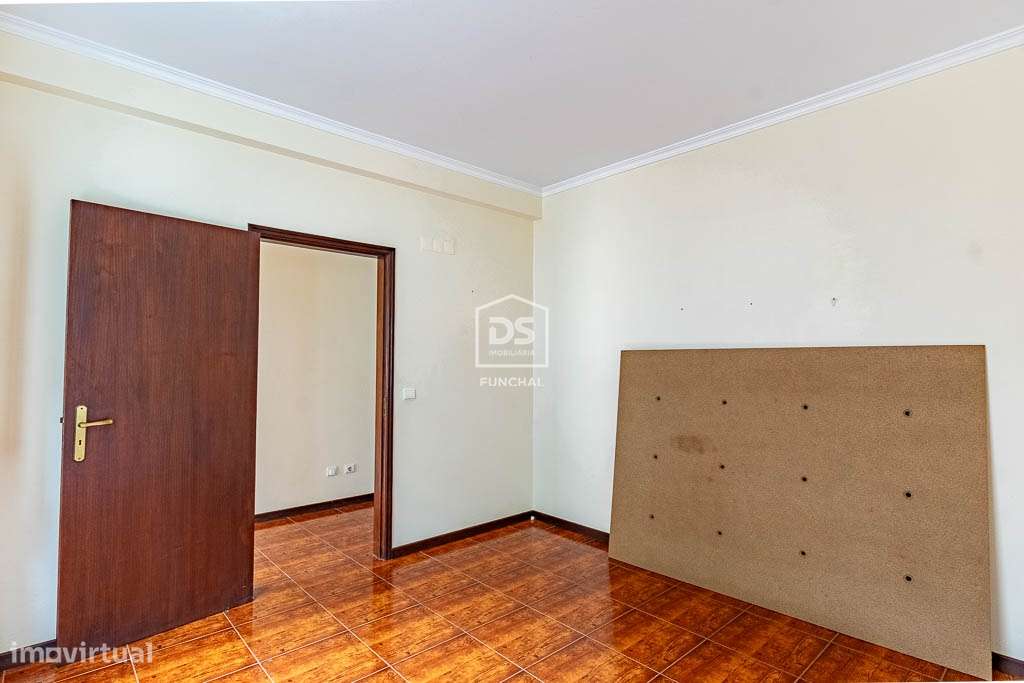 Moradia T3 Venda em Estreito de Câmara de Lobos,Câmara de Lobos - Grande imagem: 5/35