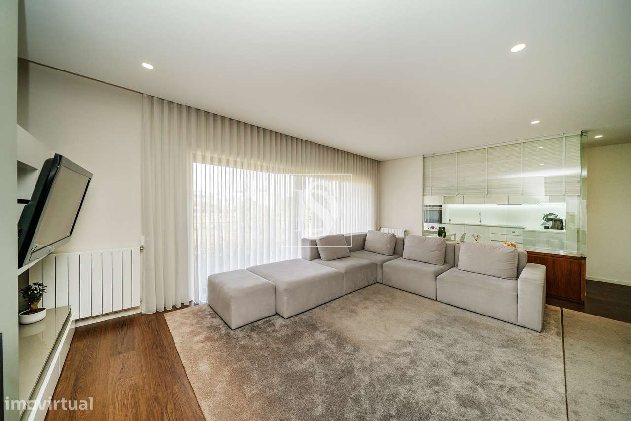 Apartamento T4 de Luxo, no Mira Rio 3, em Barcelinhos-18