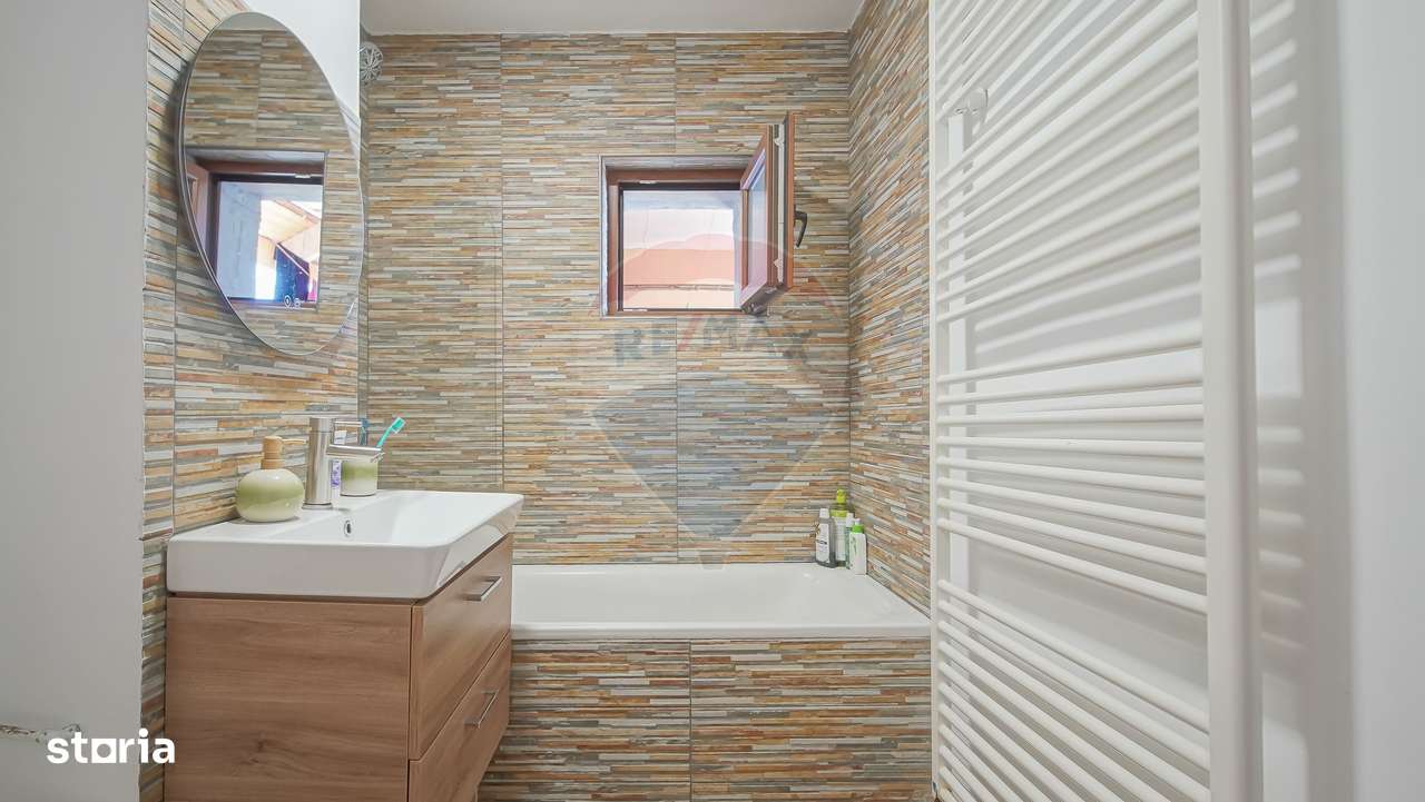 De vanzare 4 camere Racadau-zona Parcul Trandafirilor-14