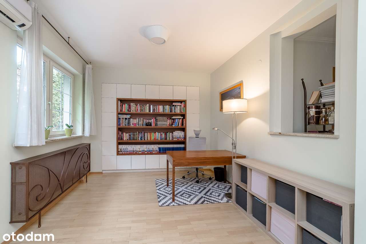 Katowice Podlesie. Reprezentacyjny dom w spokojnym miejscu-4