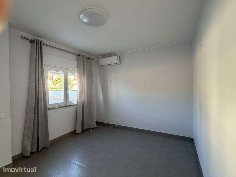 T2 Lagoa com estacionamento - Grande imagem: 4/12