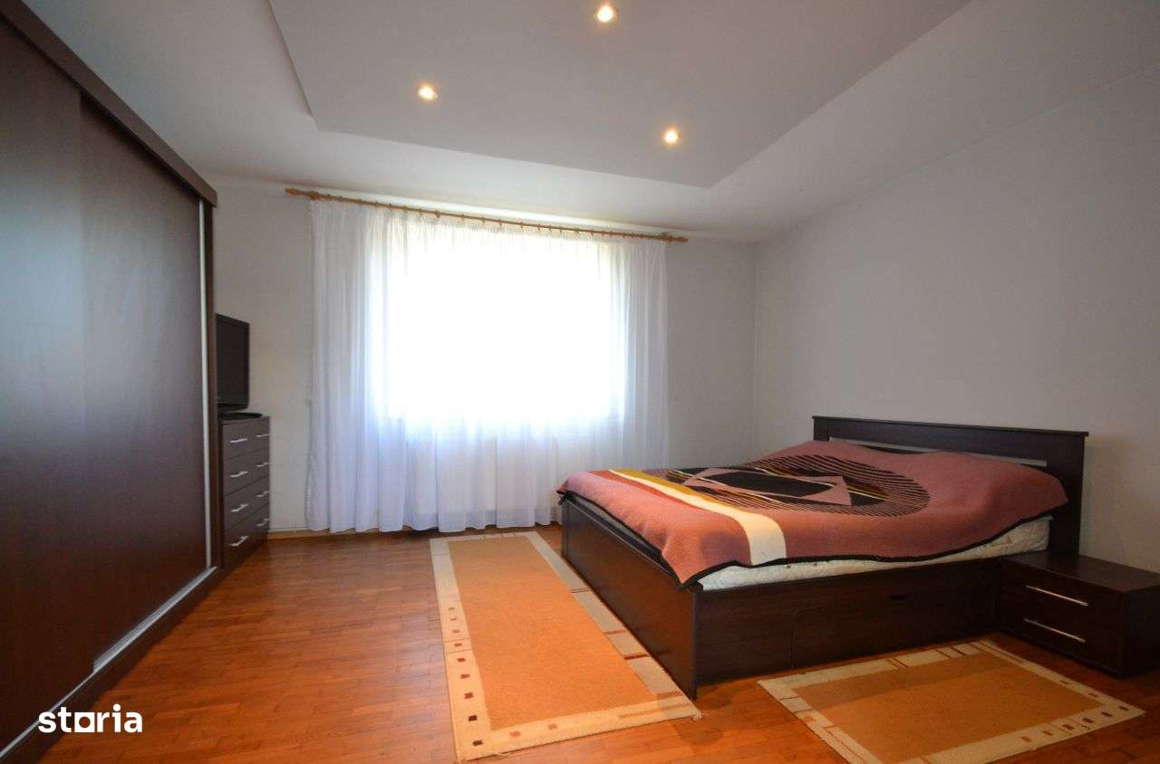 Casa cu teren de 5165 mp in Becicherecu Mic, la artera principala-10