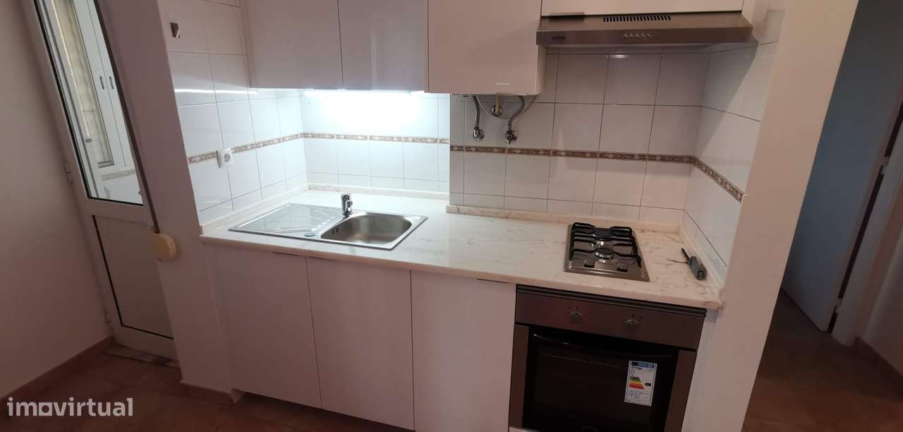 Apartamento T-1, mobilado, em Paço de Arcos - Grande imagem: 5/14