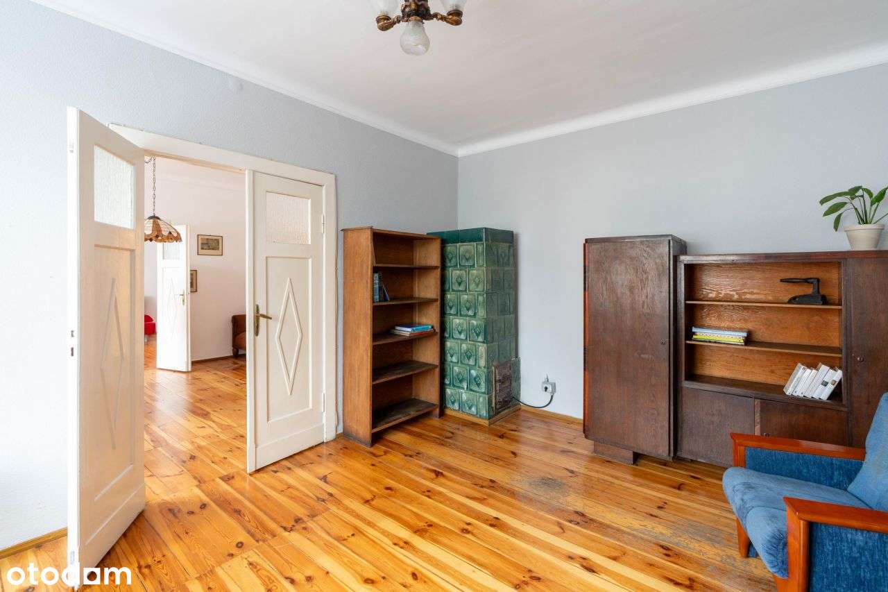 Klimatyczne mieszkanie z duszą. Balkon i piwnica-3