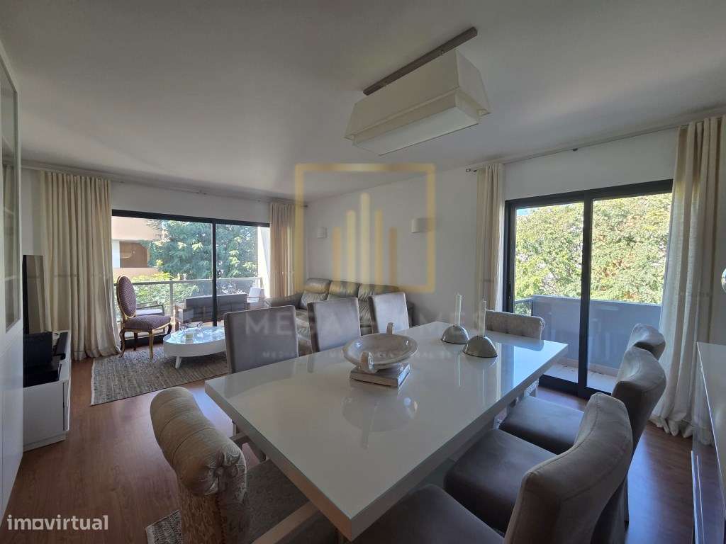 T3 amplo, seminovo, com lugar de estacionamento, em Cerro Ruivo, Po...-5