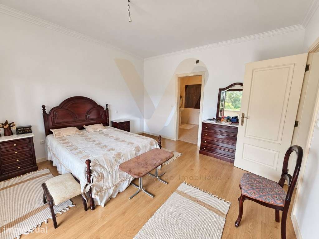 Moradia T4 c/ Jardim | Rebordões Santa Maria - Ponte de Lima-23