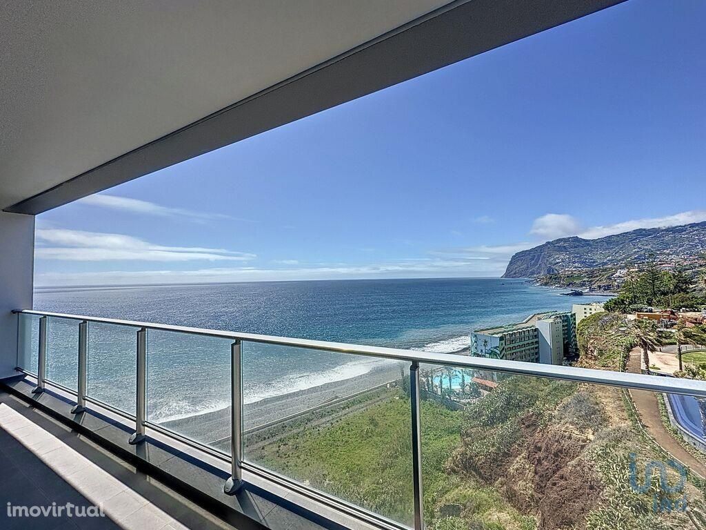 Apartamento T2 em Madeira de 153,00 m2