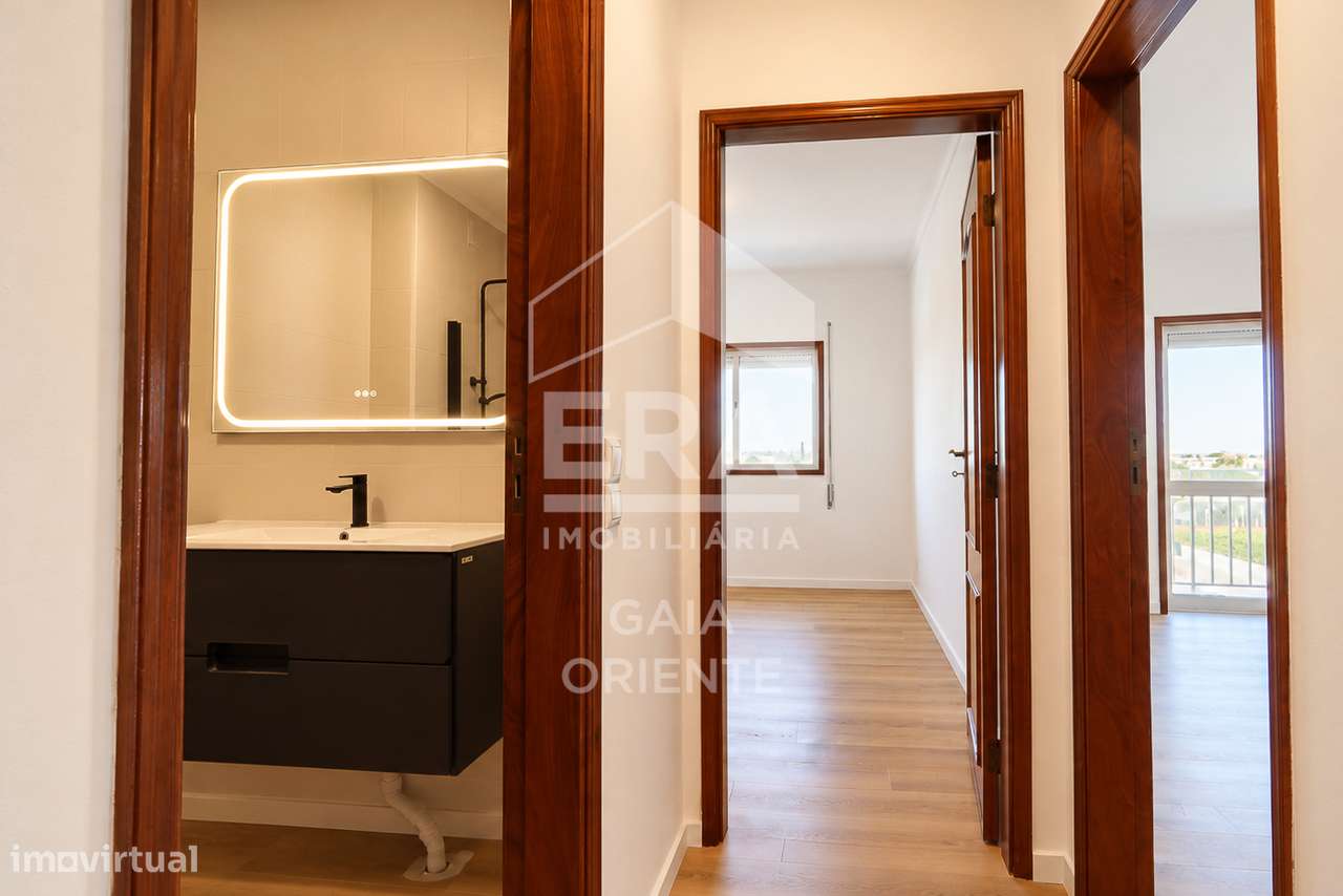 Apartamento T2 Renovado na Gafanha da Boa Hora-17