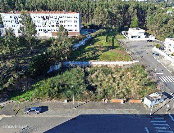 Terreno para Moradias ou Moradias Bi-Familiares- Alfena - Grande imagem: 3/4