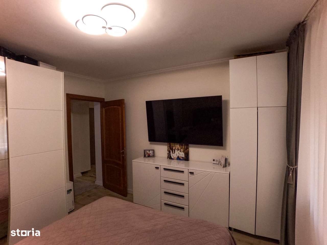 Apartament 3 camere Rovine Damarin - Imagine principală: 3/10
