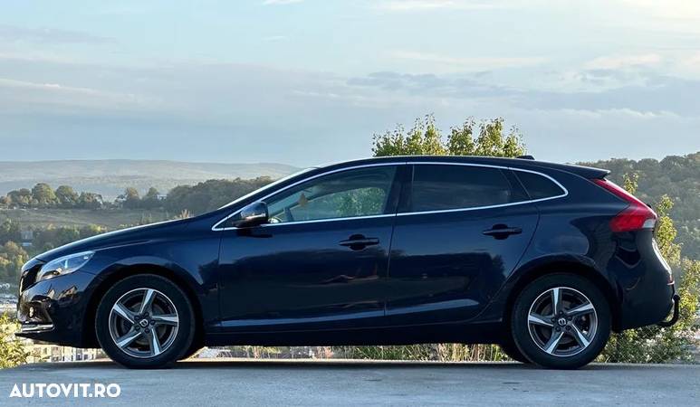 Volvo V40 D2 Summum - 6