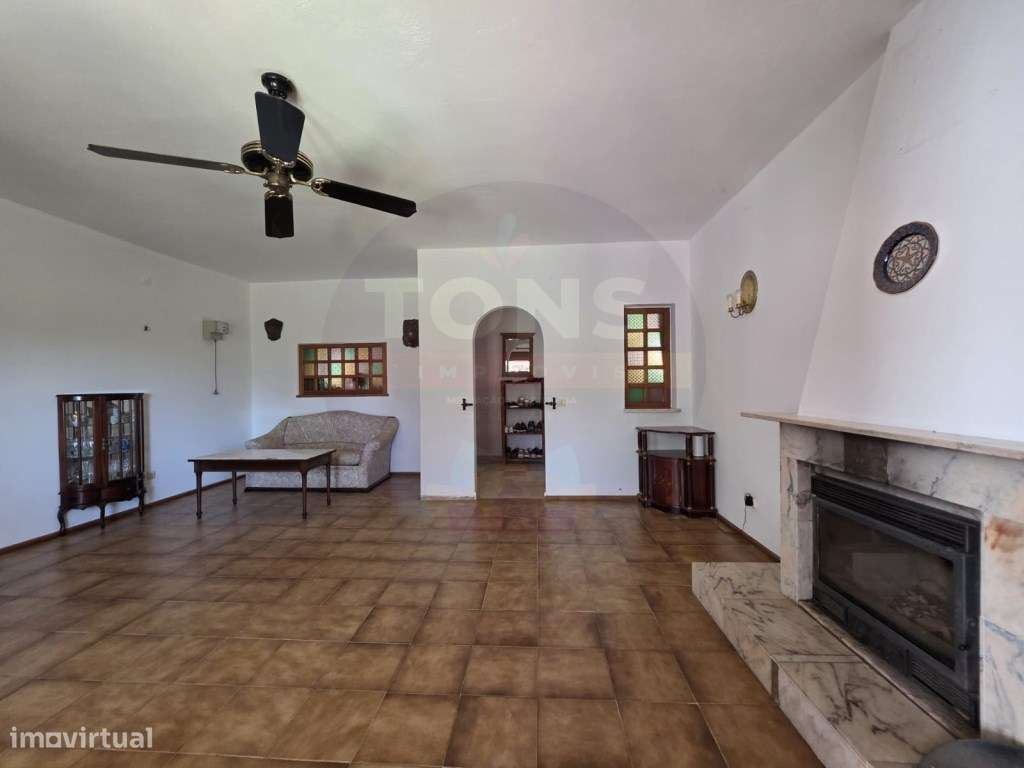 Moradia Isolada com AL-10