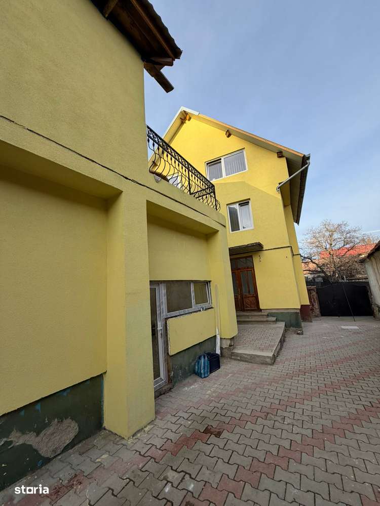 Casă cu 2 corpuri 475,5 mp Codlea-2