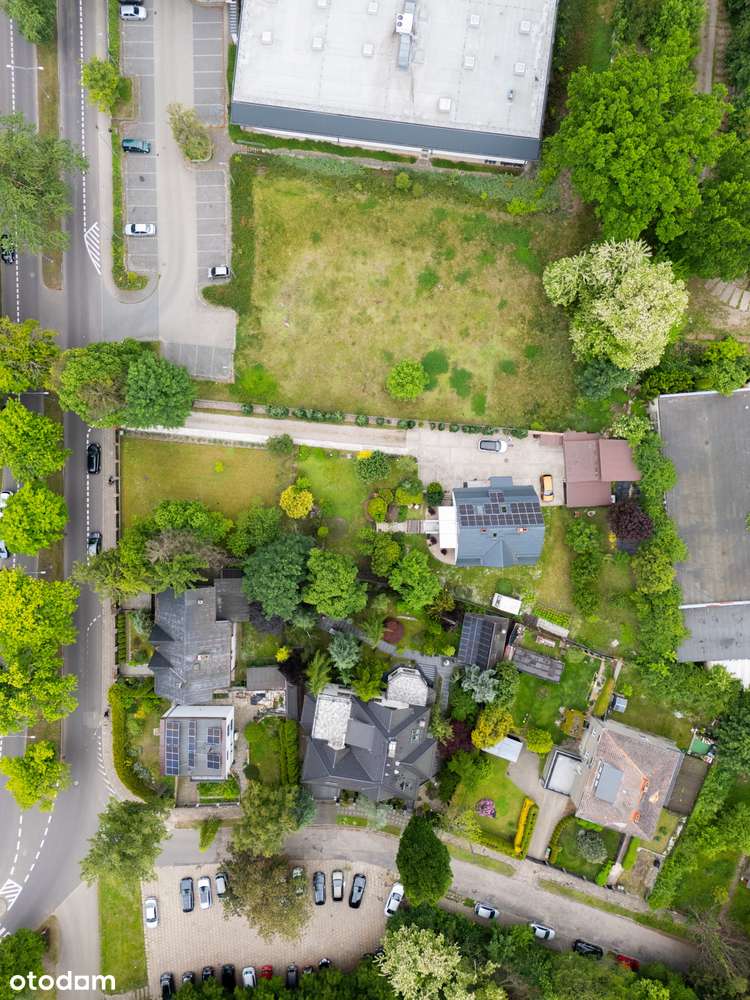 Dom wolnostojący/Madalińskiego pod lasem/300m2/7pokoi/ 0 % prowizji - Pełny obrazek: 2/14