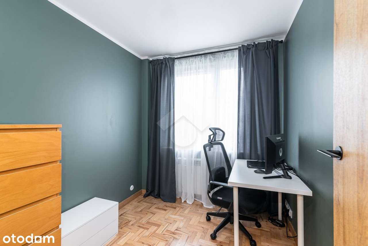 4-pokojowe przestronne mieszkanie z dużym salonem oraz osobną kuchnią-9