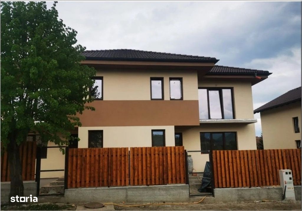 PROPRIETAR - Vand Duplex modern cu 4 camere in Cisnadie, Sibiu