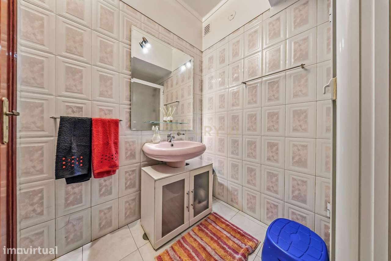 Moradia Geminada T3 com excelentes áreas, terreno e localização privil-14