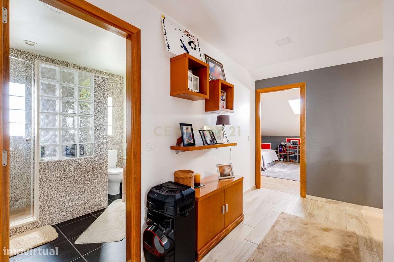 Moradia T4 +1  em Pombal || Potencial extra de rentabilidade-12