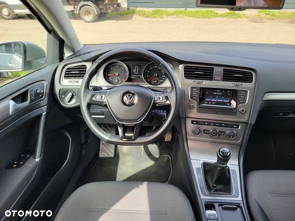 Volkswagen Golf 1.6 TDI BlueMotion Technology Comfortline - 14