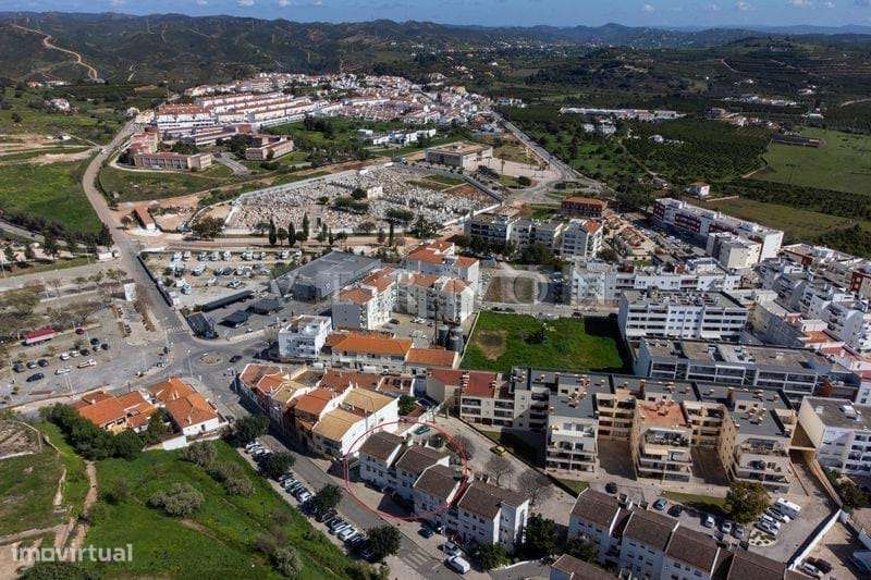 Apartamento T1 no R/Chão renovado no centro da cidade de Silves-23