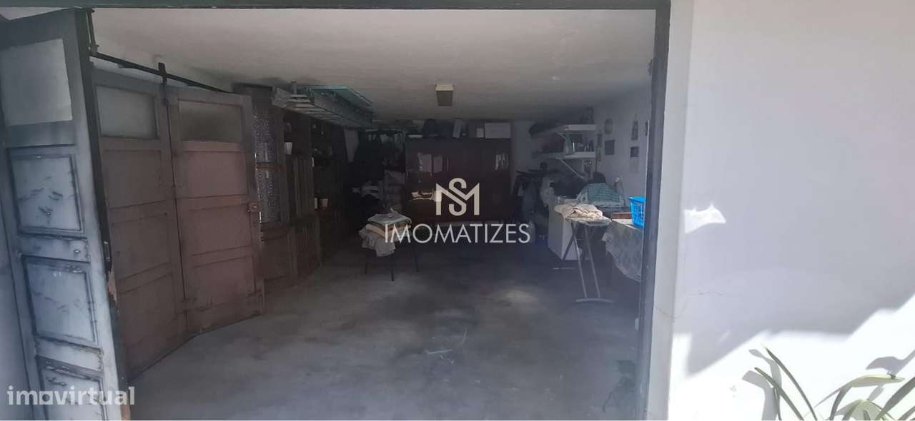 Moradia Bifamiliar T3+T3 em Nogueira da Maia-28