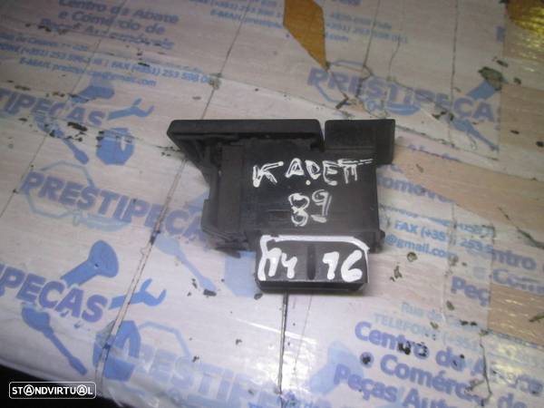 Interruptor 90181850 OPEL KADETT 1989 Luzes De Nevoeiro - 2