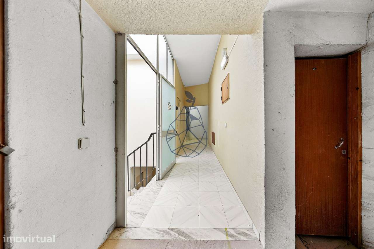 Apartamento T2 virado a Sul , com Garagem na Vila Rosa - Portimão-37
