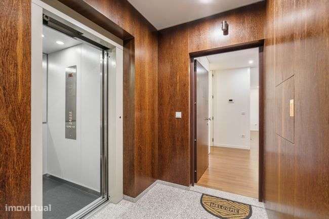 Apartamento T3 moderno no centro de Vila de Prado - 2021-10