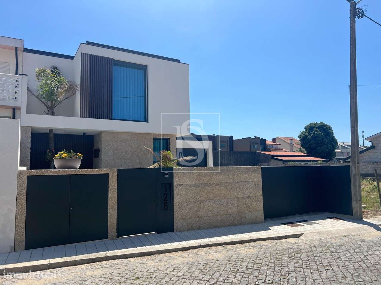 Moradia T4 de Alto Padrão à Venda – Agudela, Perafita-22