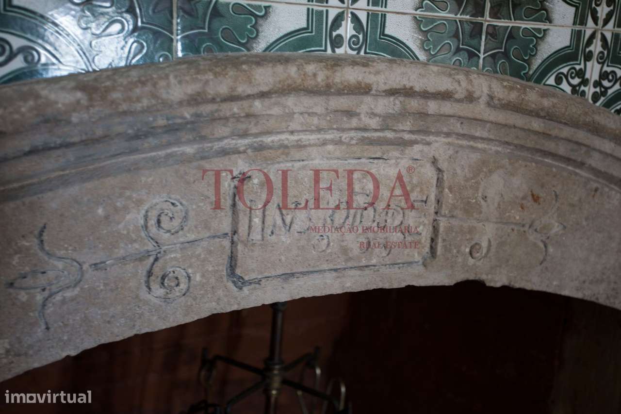 Moradia T2 com Garagem e Terreno - Grande imagem: 4/40