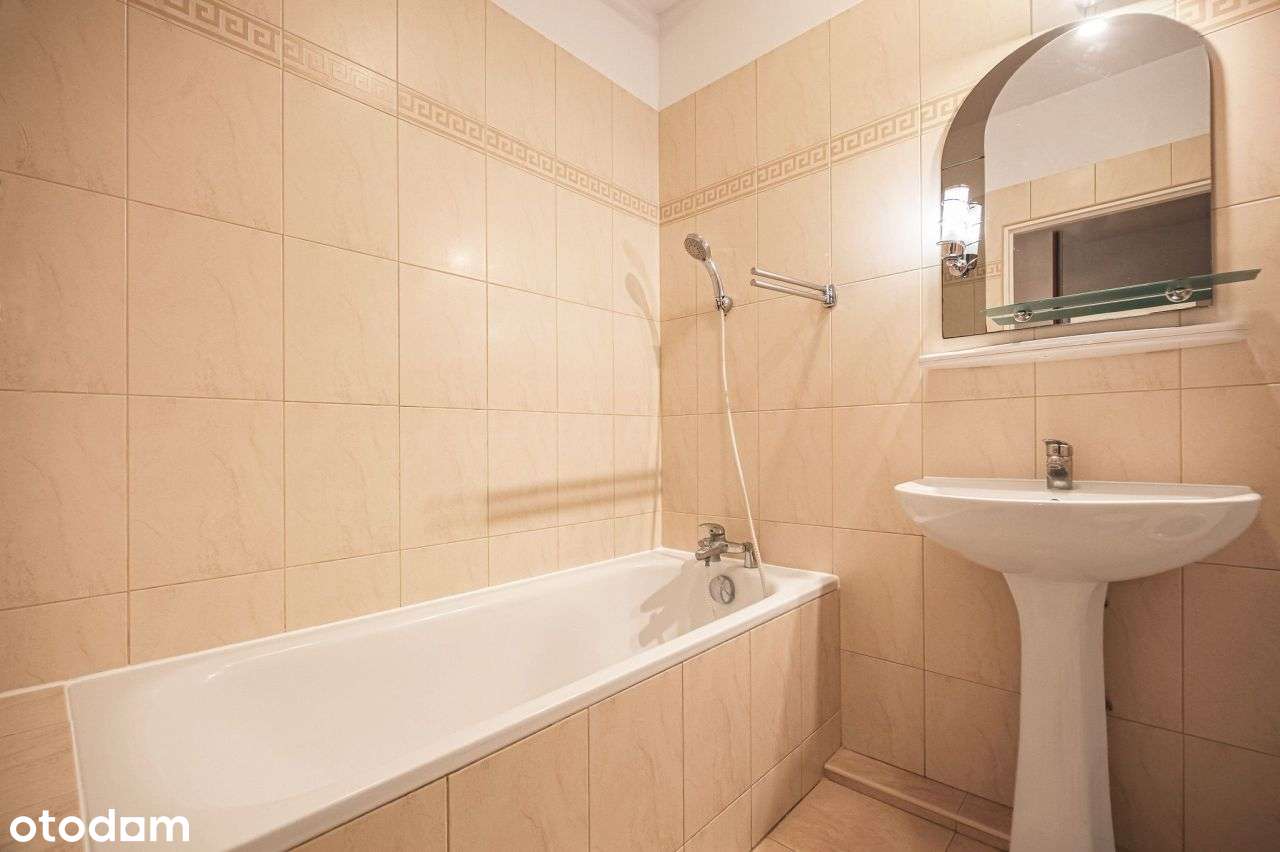 Ursus ul.Górna Droga 8-7