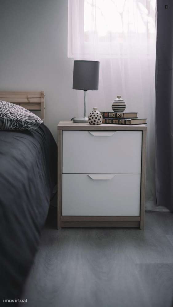 Quarto - localizado em Olivais Lisbon - Grande imagem: 2/15